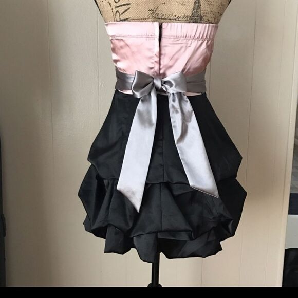 Speechless dress  - Picture 2 of 5